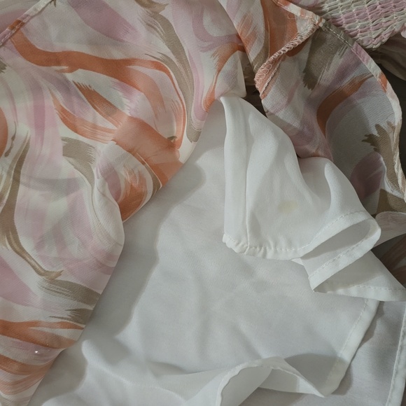 Entro Peach Swirl Print Blouse – Ruffle Neck Sheer Lightweight Top Size M - Picture 8 of 9